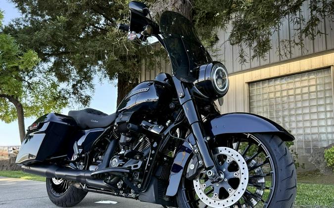 2019 Harley-Davidson® FLHRXS - Road King® Special