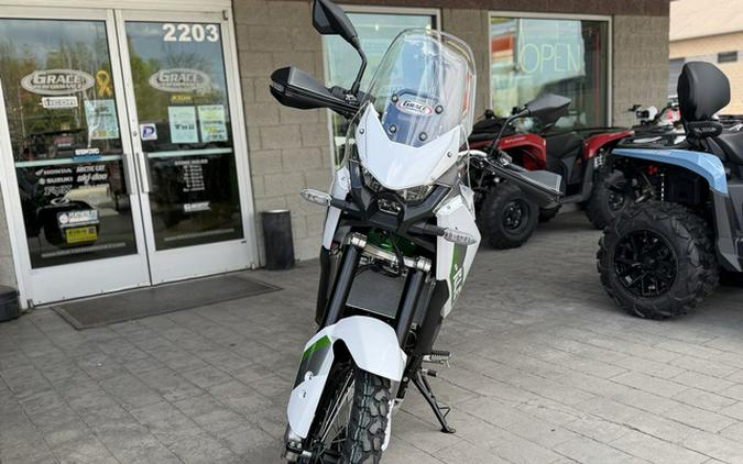 2026 Kawasaki KLE500 SE ABS