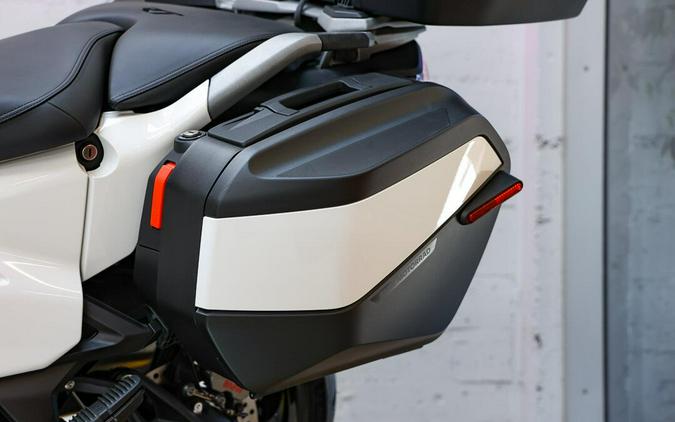 2026 BMW R 1300 RT