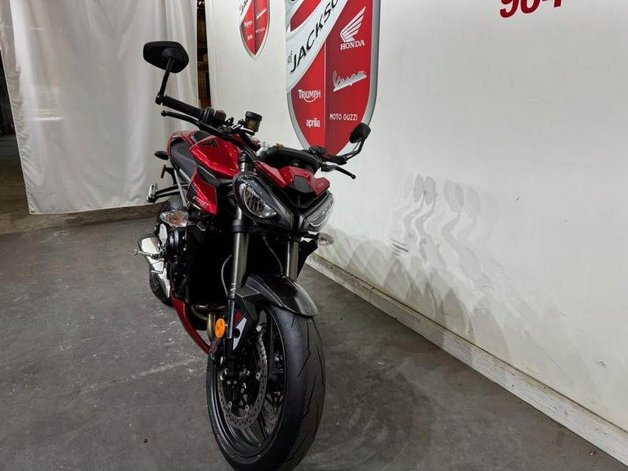 2024 Triumph Street Triple 765 RS Carnival Red