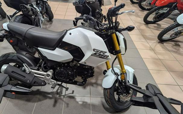 New 2025 HONDA GROM BASE PEARL WHITE