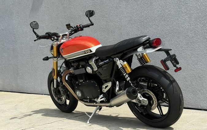 2025 Triumph Speed Twin 1200 RS Baja OrangeSapphire Black