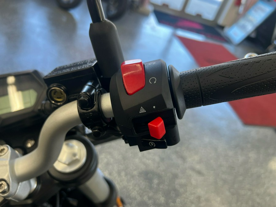 2024 Benelli TNT 135