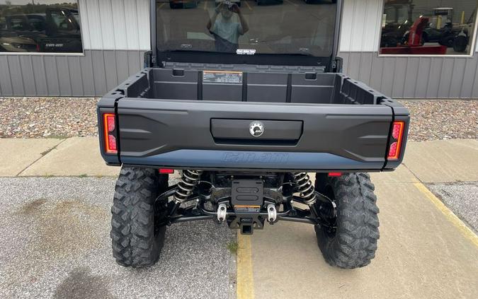 2026 Can-Am Defender Limited HD11
