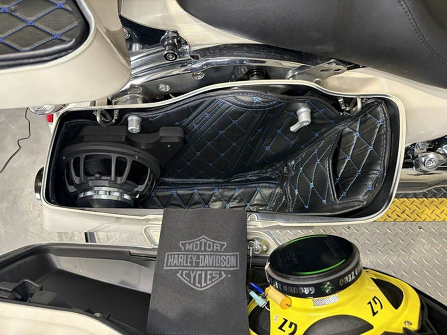 2022 Harley-Davidson FLHXS - Street Glide Special