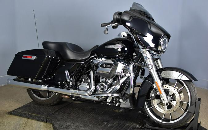 2023 Harley-Davidson Street Glide Vivid Black