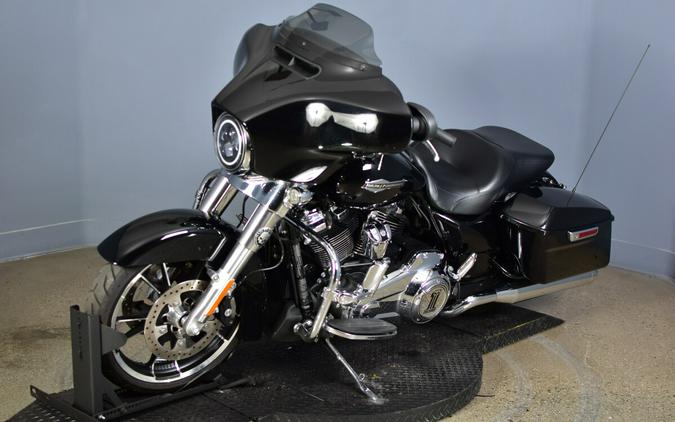 2023 Harley-Davidson Street Glide Vivid Black