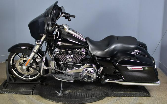 2023 Harley-Davidson Street Glide Vivid Black