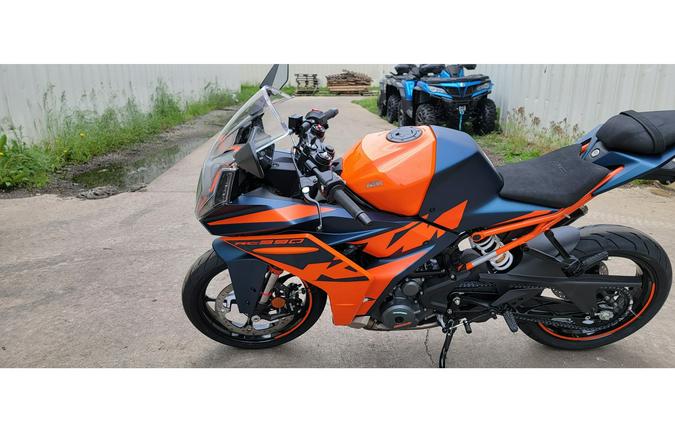 2023 KTM RC 390