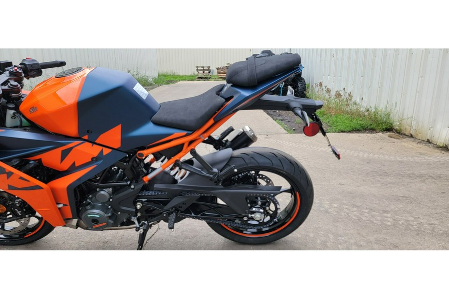 2023 KTM RC 390