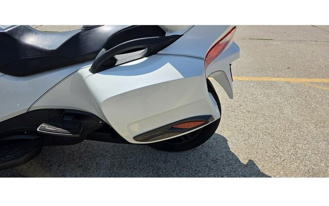 2018 SPYDER RT SE6 - Can-Am