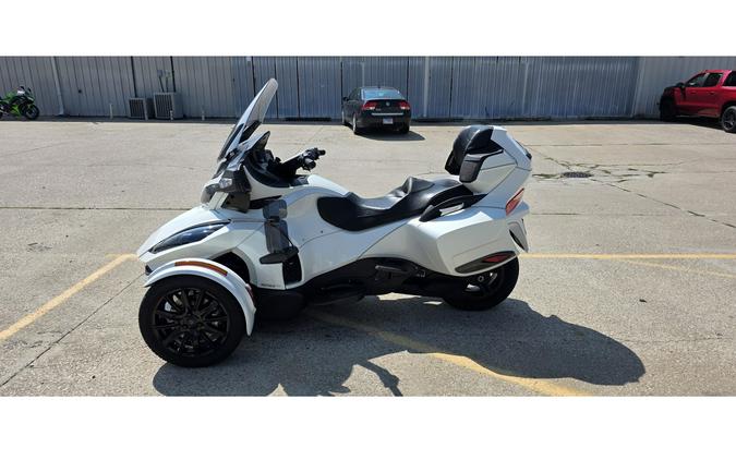 2018 SPYDER RT SE6 - Can-Am