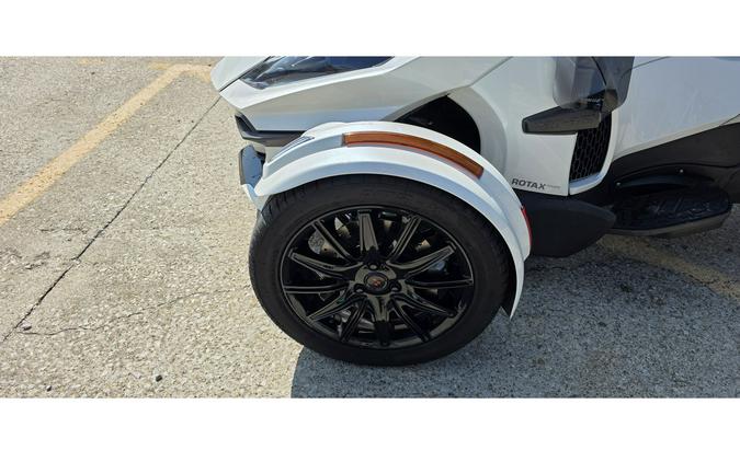 2018 SPYDER RT SE6 - Can-Am