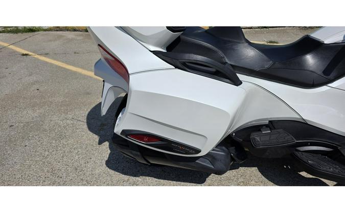 2018 SPYDER RT SE6 - Can-Am