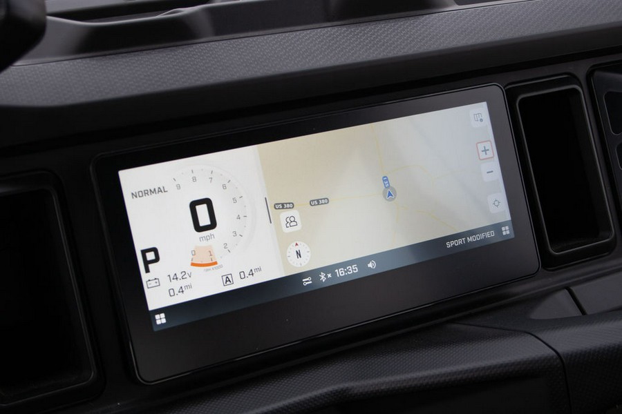 2026 Can-Am® Defender MAX LONE STAR HD11