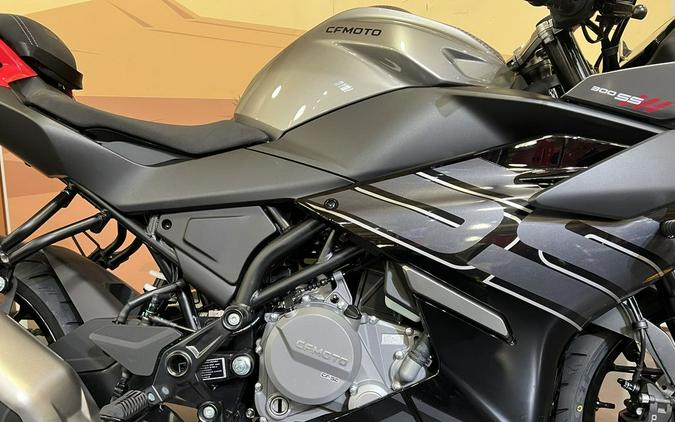 2026 CFMOTO 300SS