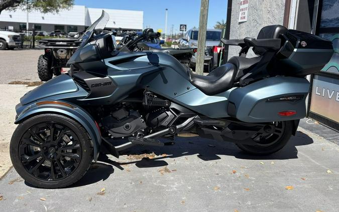 2026 Can-Am® Spyder F3 Limited Dark