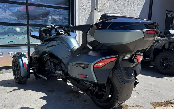 2026 Can-Am® Spyder F3 Limited Dark