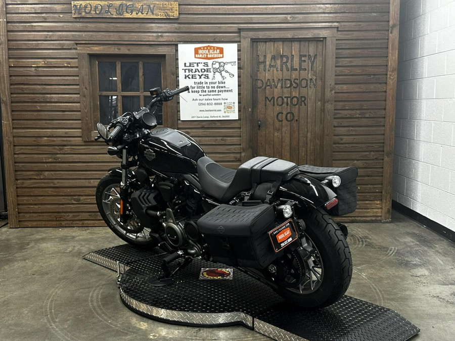 2024 Harley-Davidson Nightster™ Special VIVID BLACK