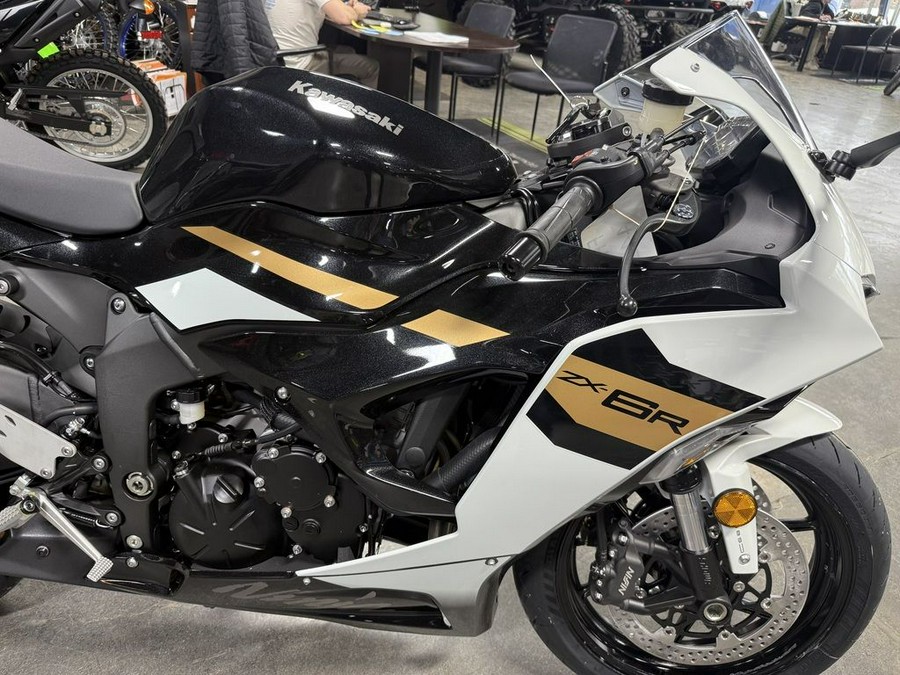 2026 Kawasaki Ninja® ZX™-6R ABS