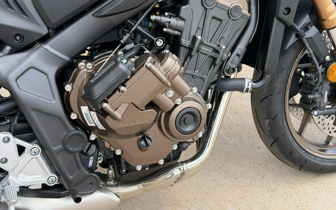 2026 HONDA CB650R E-CLUTCH