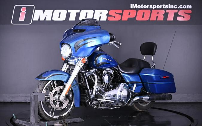 2014 Harley-Davidson® FLHX - Street Glide®