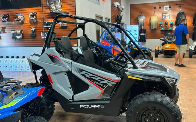 2024 Polaris RZR 200 EFI