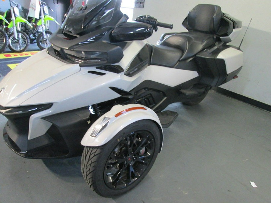 2020 Can-Am® Spyder® RT Limited Dark