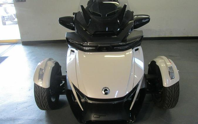 2020 Can-Am® Spyder® RT Limited Dark