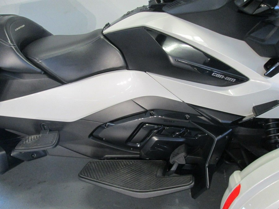 2020 Can-Am® Spyder® RT Limited Dark