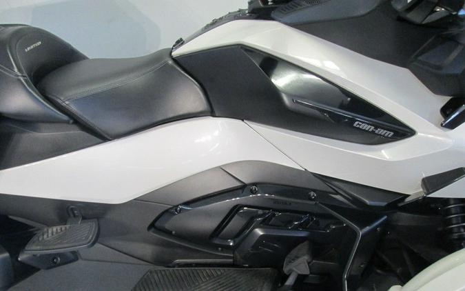 2020 Can-Am® Spyder® RT Limited Dark