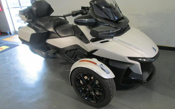 2020 Can-Am® Spyder® RT Limited Dark