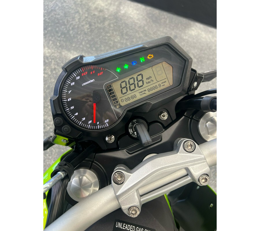 2024 Benelli TNT 135