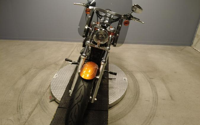 2015 Sportster 1200 Custom XL1200C