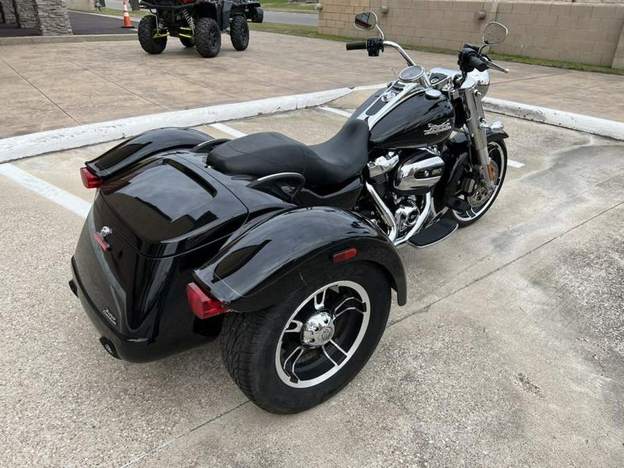 2022 Harley-Davidson® FLRT - Freewheeler®
