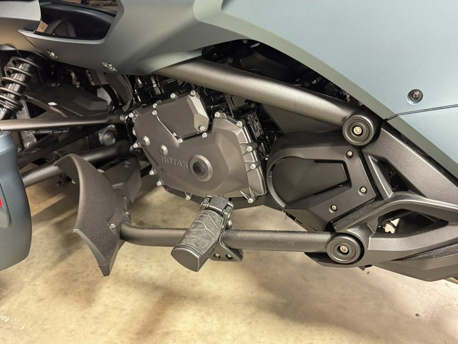 2025 Can-Am® Spyder F3-T Rotax 1330 ACE