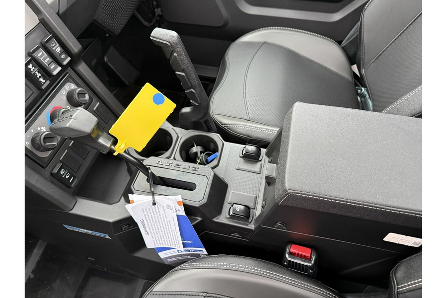 2026 Polaris Polaris XPEDITION XP NorthStar - Matte Super Graphite (CA)