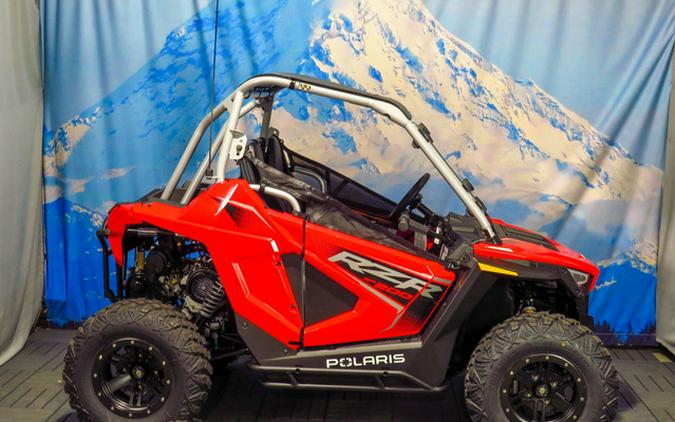 2026 Polaris RZR 200 EFI