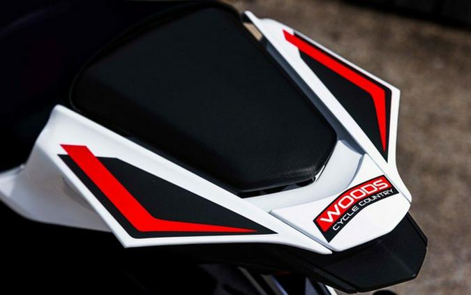 2026 Yamaha YZF R7 70Th Anniversary Edition