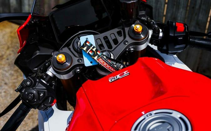 2026 Yamaha YZF R7 70Th Anniversary Edition