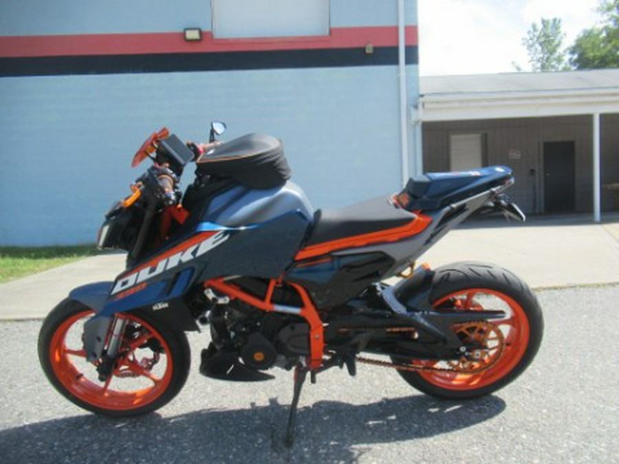 2024 KTM 390 Duke