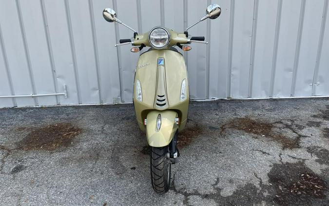 2021 Vespa Primavera 50 75th