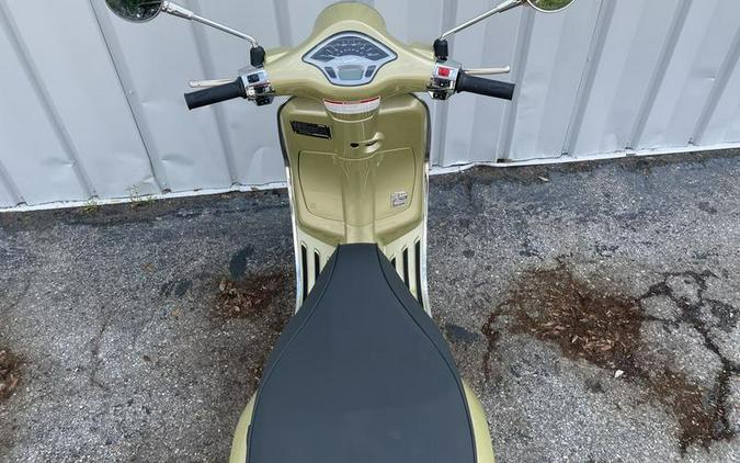 2021 Vespa Primavera 50 75th