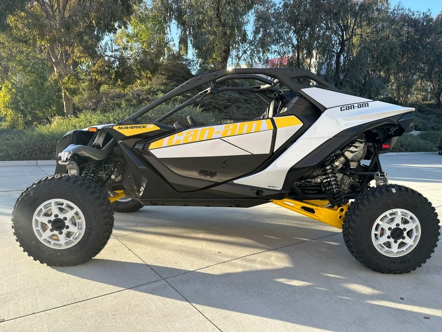 2024 CAN-AM MAVERICK R 999T DCT