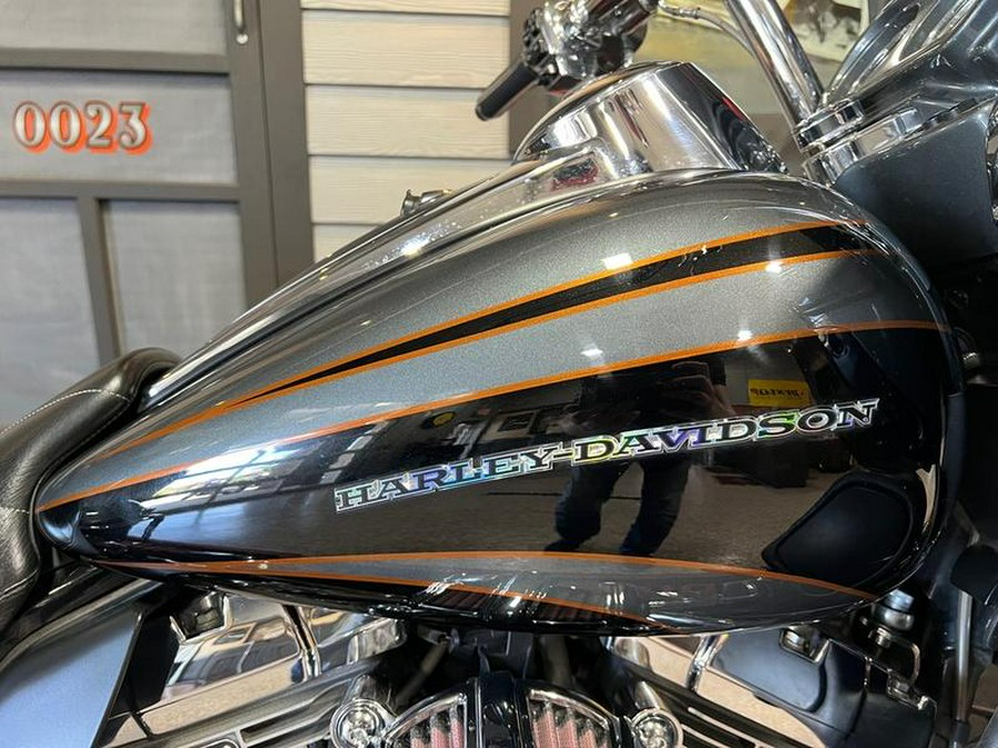 2016 Harley-Davidson® FLTRUSE - CVO™ Road Glide Ultra®