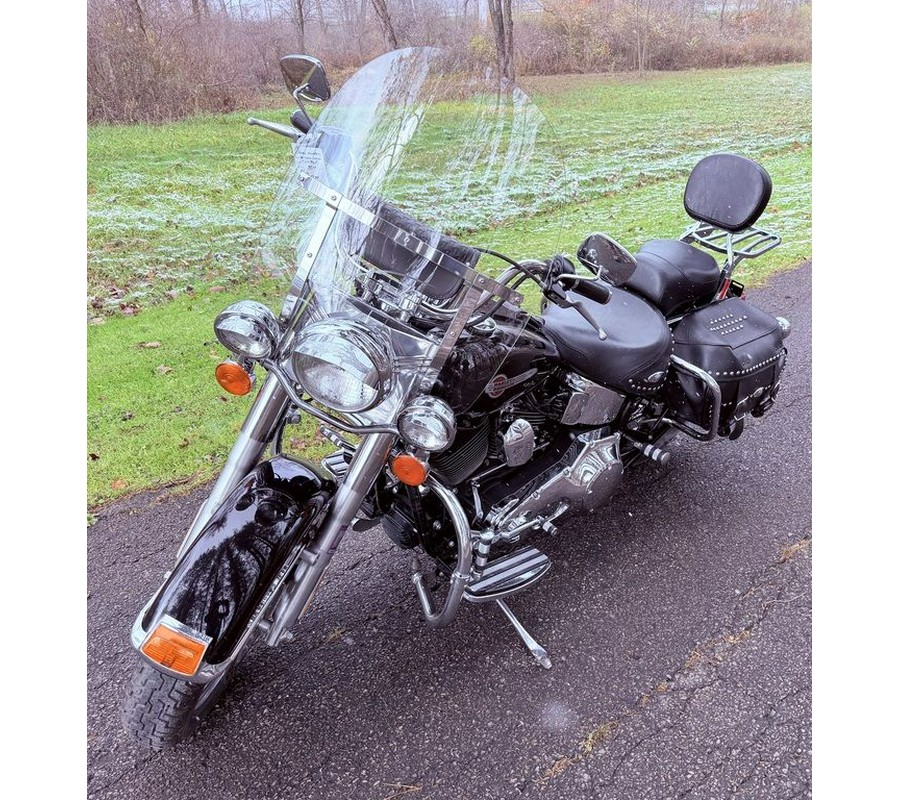 2002 Harley-Davidson® FLSTCI - Heritage Softail® Classic Injection