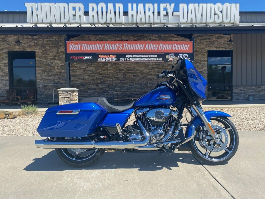 2025 Harley-Davidson® Street Glide® Blue Burst