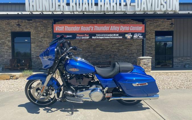 2025 Harley-Davidson® Street Glide® Blue Burst