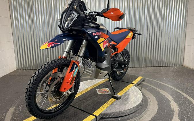 2027 KTM 890 Adventure R Rally