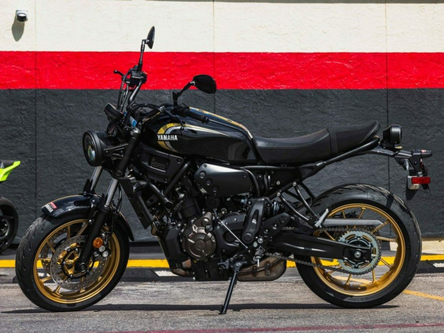 2026 Yamaha XSR 700